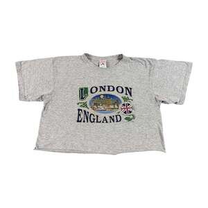 Vintage Women’s Y2K London England Cropped Tshirt Size XL